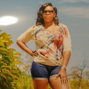 Meet your Posher, Juanita